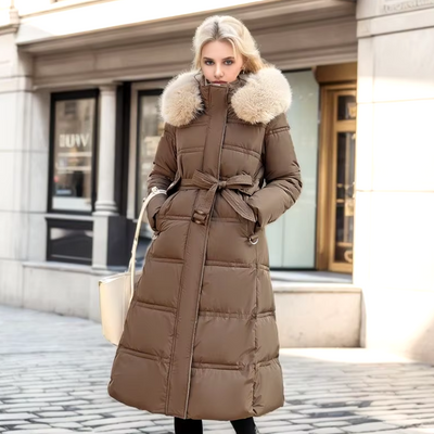 Paula – Lang og elegant dunjakke