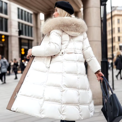 Paula – Lang og elegant dunjakke
