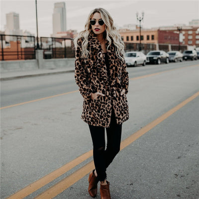 Chica – Damejakke med leopardprint