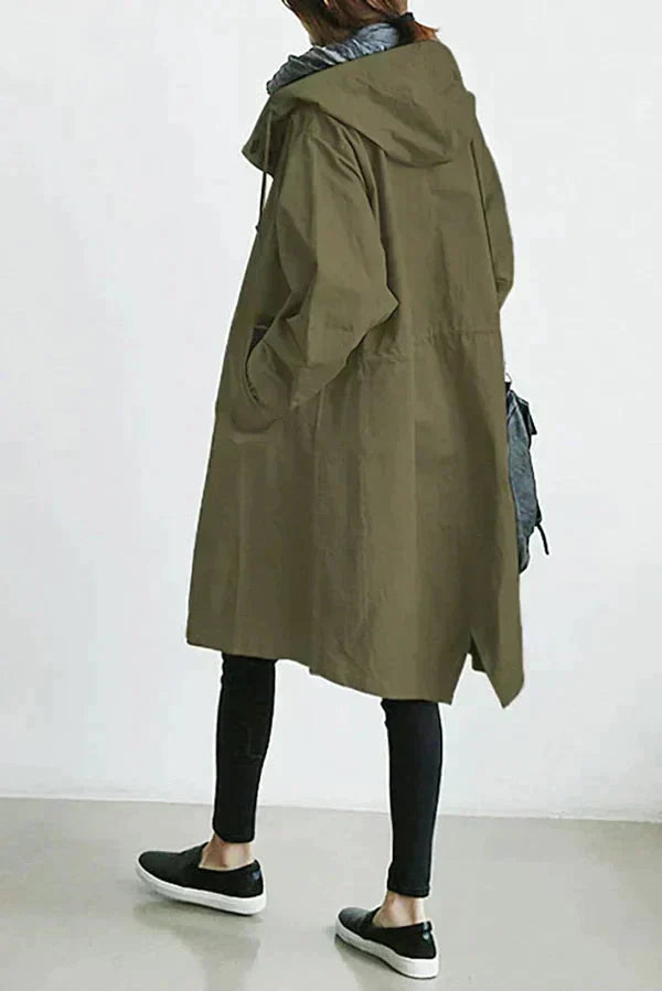 Dorothea – Stilfuld og vandafvisende trenchcoat