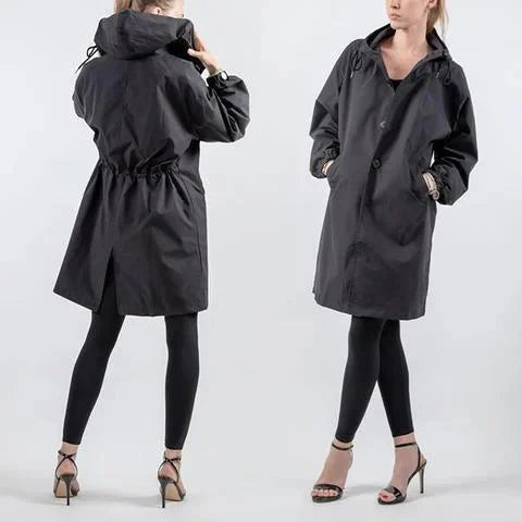 Dorothea – Stilfuld og vandafvisende trenchcoat
